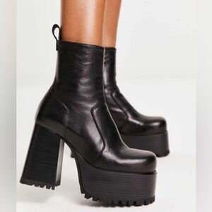 ASOS DESIGN Erika platform boots
